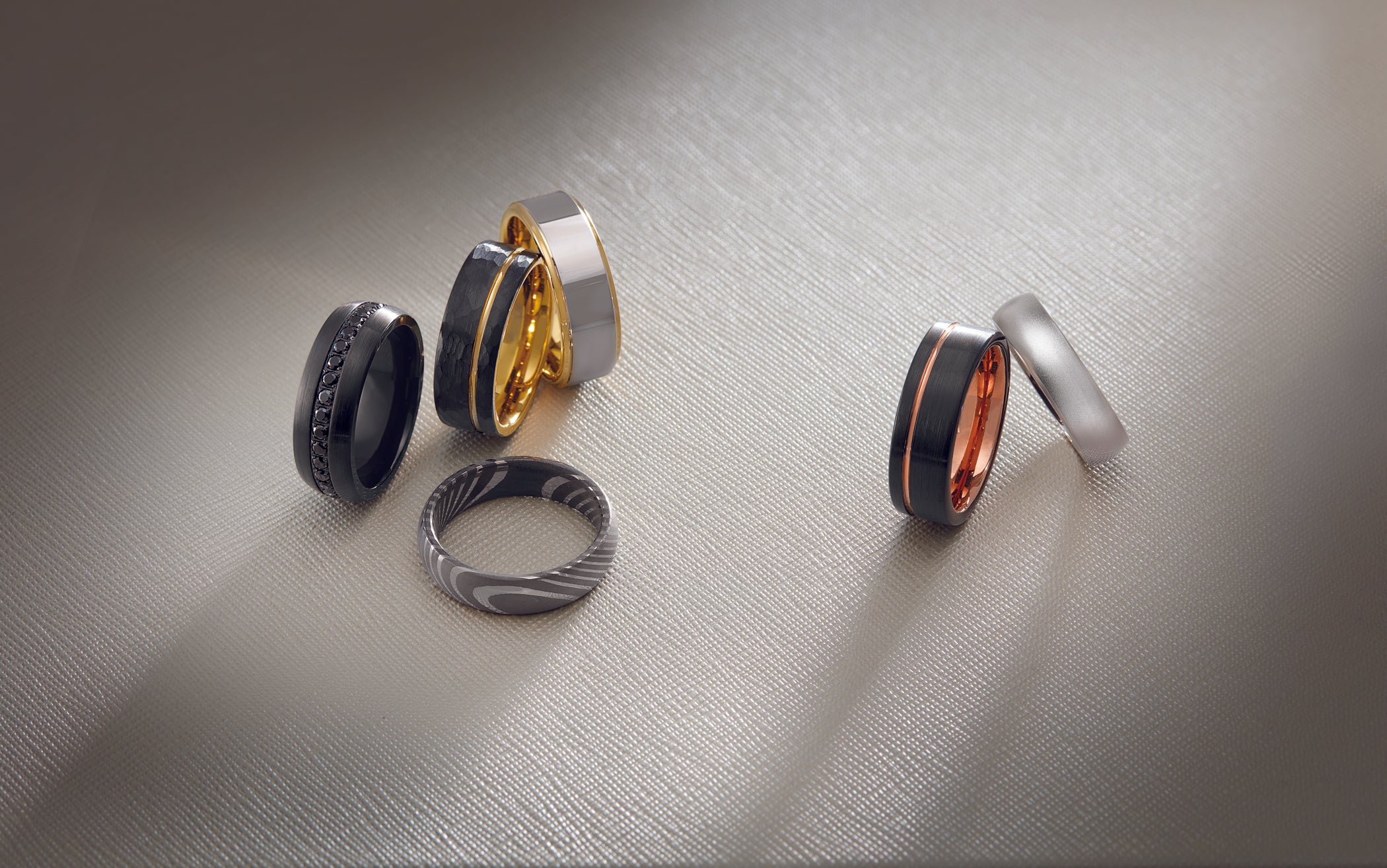 Spotlight on Men’s Wedding Bands