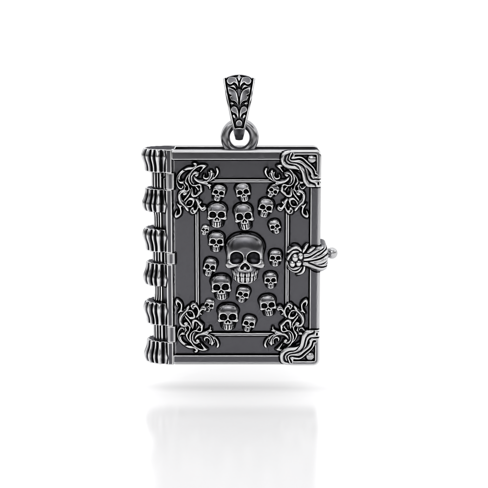 Gothic Skull in Blackened Silver